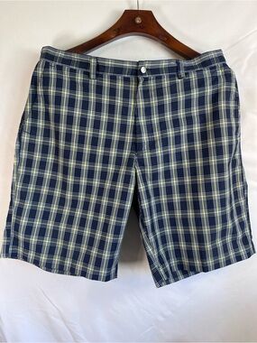Callaway Golf Shorts Mens 38 Navy Blue Plaid Performance Lightweight
